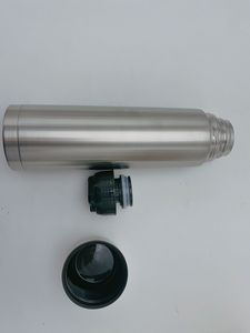 Thermos isotherme à double paroi en acier inoxydable 304, bouteille d'eau isolée, gobelet 1000 ml, vente en gros OEM, sans BPA - Product Image 4