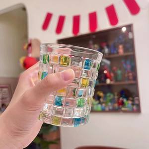 Vaso de vidrio retro con diseño de girasol pintado a mano, estilo INS, ideal para uso doméstico, para beber té de frutas o café. - Product Image 6