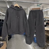 Ensemble de survêtement 2 pièces coupe ample avec sweat à capuche court et pantalon de survêtement, en molleton brossé, avec coutures apparentes et empiècements incurvés, style streetwear
