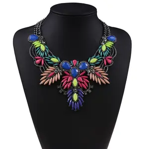 Costume Jewelry Accessories Retro Colorful Flower Petal Chunky Crystal Rhinestone Collar Bib Statement Necklace for Women