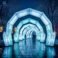 Schlüsselfertiges Winterwunderland-Beleuchtungsprojekt Großer Outdoor-Tunnel Wasserdichter Seiden-Eingangsbogen Laterne für Feiertagsfeste und Shows