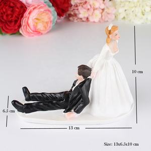 ตุ๊กตาเรซิ่นเจ้าบ่าวเจ้าสาวตลกๆ สำหรับตกแต่ง<span class=keywords><strong>เค้ก</strong></span>งานแต่งงาน พร้อมฐานตั้งสำหรับตกแต่งงานปาร์ตี้คุณนายคุณนาย - Product Image 5