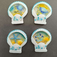 Vente en gros de décorations de Noël en coquillages avec logo personnalisé, nouveau design, résine époxy, souvenir de plage, aimant de réfrigérateur en coquillages