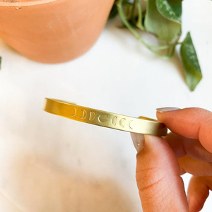 Bracelet en laiton fait main Phases de Lune Bonheur - Product Image 1