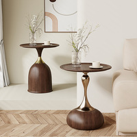 Table d'appoint de style européen en noyer, table basse mobile, table de chevet, balcon, mini table rétro, petite table moderne simple