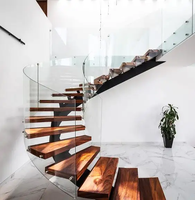 CBMMart Escalier d'intérieur personnalisé de luxe pour villa Garde-corps en verre trempé Escalier moderne Escalier incurvé Escalier en bois