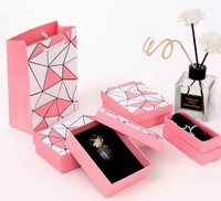 Boîtes d'emballage cadeau en carton-Carton d'art, finition écologique