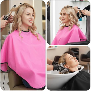 Capes de coiffure professionnelles en polyester rose, personnalisables avec logo, pour salons de coiffure, maquillage et barbiers, vente en gros - Product Image 5
