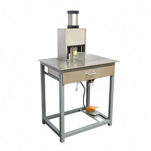 Machine de découpe d'angles pneumatique en acier inoxydable à angle variable pour rainurage et découpe de coins ronds - Product Image 1