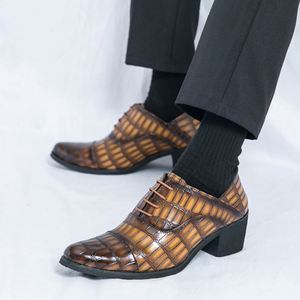 Chaussures habillées en cuir pour hommes, à semelle épaisse, à enfiler, respirantes, légères, antidérapantes, style anglais, surface lisse, pour les occasions formelles et les soirées - Product Image 2