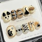 Venta al por mayor de pegatinas de <span class=keywords><strong>uñas</strong></span> artísticas hechas a mano con diseño de <span class=keywords><strong>osito</strong></span> dulce y lindo, transparentes, cortas y de uso temporal. - Product Image 3