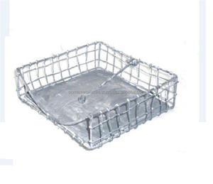 Black Metal <b>Napkin</b> <b>Holder</b> with Leaf Design in Black and Gold Stylish for Kitchen Table Decoration and Essential Accessories - Product Image 5