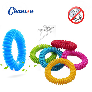 Pulsera repelente de mosquitos a base de hierbas de <span class=keywords><strong>citronela</strong></span> portátil de larga duración y material EVA de anillo para niños y adultos - Product Image 1