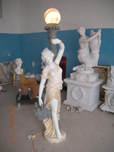 Décoration <span class=keywords><strong>de</strong></span> jardin extérieur Produit en usine Pierre beige Éclairage Marbre blanc Statues grecques européennes Lampadaire - Product Image 5