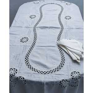 Mantel Blanco 100% Lino con Patrón Bordado a Crochet, Reutilizable, Forma Cuadrada, para Uso en el Hogar o Fiestas, para Hoteles - Product Image 1