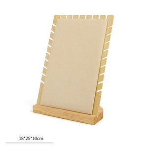 อุปกรณ์จัดแสดงสร้อยคอไม้คุณภาพสูงสำหรับขายส่ง พร้อมชั้นวางเก็บของและกล่องโชว์อัญมณี - Product Image 6