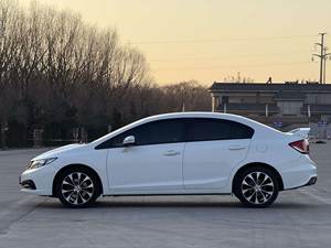 ฮอนด้า ซีวิค ปี <span class=keywords><strong>2014</strong></span> พวงมาลัยซ้าย สภาพดีเยี่ยม วิ่ง 25,001-50,000 ไมล์ เกียร์อัตโนมัติ เครื่องยนต์ 2.4 ลิตร 5 ที่นั่ง เบาะหนัง เบาะคนขับ รถยนต์<span class=keywords><strong>มือ</strong></span><span class=keywords><strong>สอง</strong></span> - Product Image 4