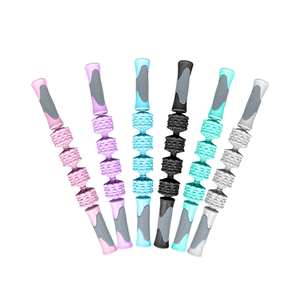 ボディマッサージローラースティック脚腕足用ポータブル痛み軽減ツールヨガ筋肉マッサージャー - Product Image 1