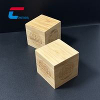 Letrero de Mesa de Madera con Código QR RFID Grabado con Láser Personalizado, Soporte de Menú Escaneable