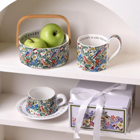 Keramische bloemenvormige fruitschaal met houten handvat, elegante porseleinen fruitschaal met handvat