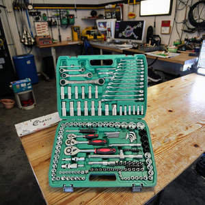 Juego de Llaves Portátiles Multifuncionales de Alto Torque CR-V de 151 Piezas, Caja Combinada Tratada Térmicamente para Mantenimiento de Automóviles y Motocicletas para OEM - Product Image 6