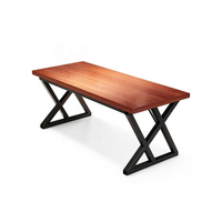 Ensemble table et 4 chaises EziDone EZ-CTC006 (1 table + 4 chaises) finition noyer noir pour usage multi-scènes dans les commerces de restauration