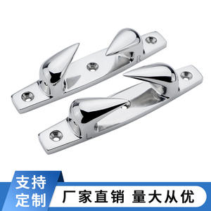 Bolardo Inclinado Plano de Acero Inoxidable 316 Reforzado y Sólido para Uso Marino, Resistente, con Soporte para Cable y Cornamusas para Barcos - Product Image 3