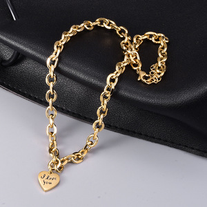 Collana con ciondolo a catena in acciaio inossidabile personalizzata per donna placcato oro <span class=keywords><strong>gioielli</strong></span> per amanti alla moda per regali di anniversario - Product Image 4