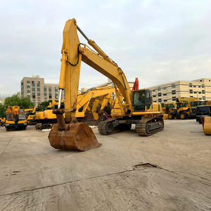 Excavatrice sur chenilles Komatsu PC450 d'occasion, modèle 2020, godet de 2,1 m, puissance de 257 kW, poids en ordre de marche de 45125 kg, bon état - Product Image 1