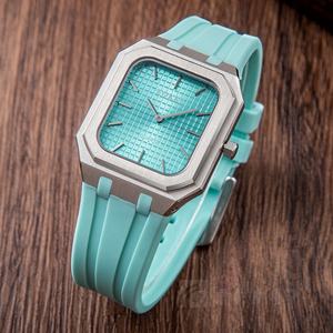 Crea Tu Propia <span class=keywords><strong>Marca</strong></span> <span class=keywords><strong>de</strong></span> <span class=keywords><strong>Relojes</strong></span> con Logotipo Personalizado OEM, Fabricante <span class=keywords><strong>de</strong></span> <span class=keywords><strong>Relojes</strong></span> <span class=keywords><strong>de</strong></span> Cuarzo, Reloj <span class=keywords><strong>de</strong></span> Moda Personalizado con Correa <span class=keywords><strong>de</strong></span> Silicona y Esfera Cuadrada - Product Image 4