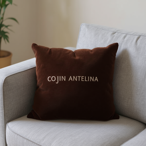 Cojín de Terciopelo Marrón Oscuro Antelina Ice Point 45*45, Cojín y Almohada para Asiento, Relleno de Poliéster Suave - Product Image 2