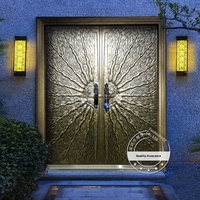 Porte d'entrée de villa de luxe Porte d'entrée en fonte d'aluminium finement sculptée Acier de haute qualité Performance antivol supérieure