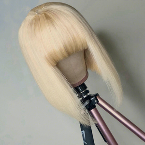 Perruque courte et droite pour femmes, couleur <span class=keywords><strong>blond</strong></span> clair, synthétique, fabriquée à la machine, possibilité de personnalisation - Product Image 3