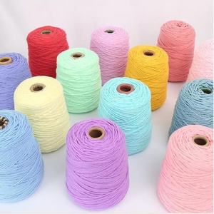 En gros 8ply 400g Acrylique Fil <span class=keywords><strong>Tapis</strong></span> Tufting Pistolet Haute Ténacité Forte Teint Motif Anneau Spun Technique Tricot Tissage Couture - Product Image 1