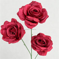 L-308 Vente en gros de fleurs artificielles en soie de la série Bourgogne, fleurs décoratives rouges artificielles pour l'arrangement de la décoration de mariage