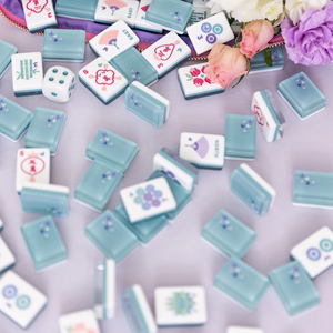 Juego de Mahjong de Acrílico Transparente en Rosa y Azul |   Azulejos de Estilo Americano de Lujo de 3 Capas para una Elegancia Transparente - Product Image 4