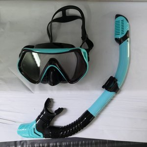 Gafas de Buceo, Máscara de Snorkel con el Último Sistema de Respiración Dry Top, Vista Panorámica de 180 Grados, Máscara de Snorkel Facial Completa - Product Image 3