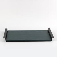 Assiette rectangulaire en cuir et métal vert foncé de style scandinave Assiette à fruits en bois MDF de taille personnalisée pour la cuisine domestique