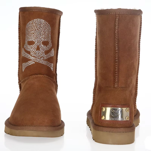 <span class=keywords><strong>Bottes</strong></span> d'hiver en cuir de vache et peau de mouton, design crâne en cristal, semelle antidérapante, logo et style personnalisés, vente en gros ODM/OEM - Product Image 1