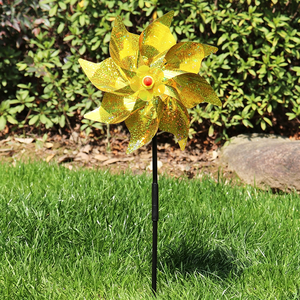 Éloigne-oiseaux rotatif à 8 pales avec laser réfléchissant pour le contrôle des nuisibles dans le jardin - Product Image 4