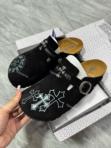 Manufacturer Custom Unisex Graffiti Cross <strong>Clog</strong> <strong>Shoes</strong> High Quality Genuine Leather Anti Slippery Cork Sole <strong>Clog</strong> <strong>Shoes</strong> <strong>for</strong> Men - Product Image 4