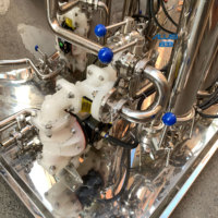 Équipement de ligne de production de parfum végétal 1000L avec agitateur et mélangeur de refroidissement à moteur pour parfum
