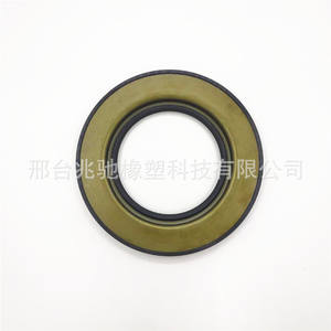 Joints d'huile d'arbre à cames arrière fournis par le fabricant (050209083) pour les moteurs Perkins Pièces de moteur de machines - Product Image 3