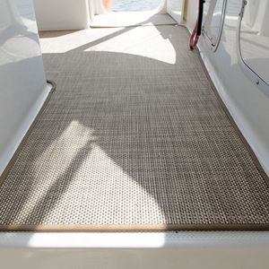 <span class=keywords><strong>Tapis</strong></span> et revêtement de sol en <span class=keywords><strong>vinyle</strong></span> tissé de qualité marine moderne - Imperméable, résistant aux UV et au sel pour bateaux et yachts - Product Image 2