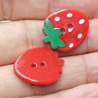Boutons décoratifs en résine motif fraise, écologiques, légers, anti-décoloration, à coudre, pour la vente en gros et le bricolage