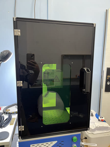 Nouvelle vitre de sécurité pour armoire laser de machine de marquage laser à fibre fermée - Couverture de protection à haut niveau de sécurité pour longueur d'onde 1064 nm - Product Image 5
