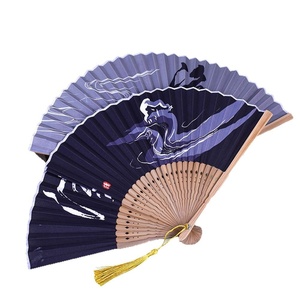 พัดพับลายแมลงปอแบบจีนเซน ด้ามไม้ไผ่ ผ้าโพลีเอสเตอร์ผสมฝ้าย ระบายอากาศได้ดี - Product Image 4