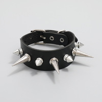 Bracelet en cuir à clous style punk, personnalisé, exagéré, pour homme, bijoux de mode, vente en gros