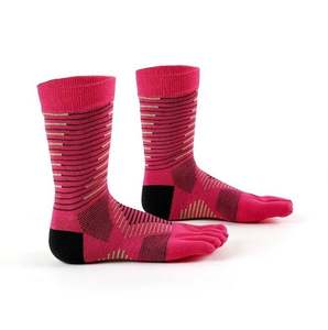 Calcetines Deportivos Duraderos con Logotipo Personalizado, Calcetines de Fútbol Antideslizantes que Absorben la Humedad, Calcetines Transpirables de Spandex/Nailon para Exteriores al por Mayor - Product Image 6