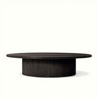 Table basse ronde RH MULHOLLAND, bois massif avec base cylindrique cannelée, table centrale moderne minimaliste